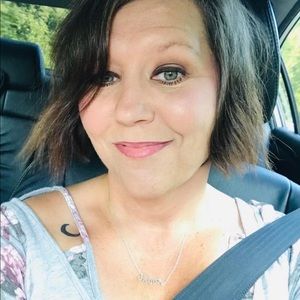 Meet your Posher, Leann
